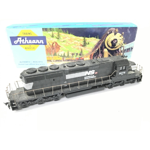 67 - A Boxed Athearn H0 Gauge SD40- PWR Norfolk Southern #4426.