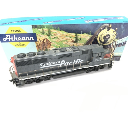 71 - A Boxed Athearn H0 Gauge Southern Pacific #4757.