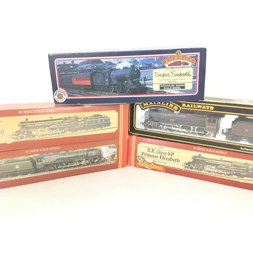 757 - 5 Boxed 00 Gauge Locomotives. Including Hornby and Bachmann.