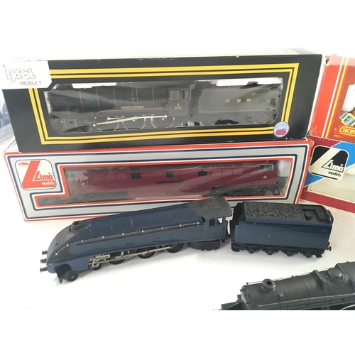 763 - 4 X Boxed 00 Gauge Locomotives and 2 Loose. Including Hornby. Lima. And Dapol.