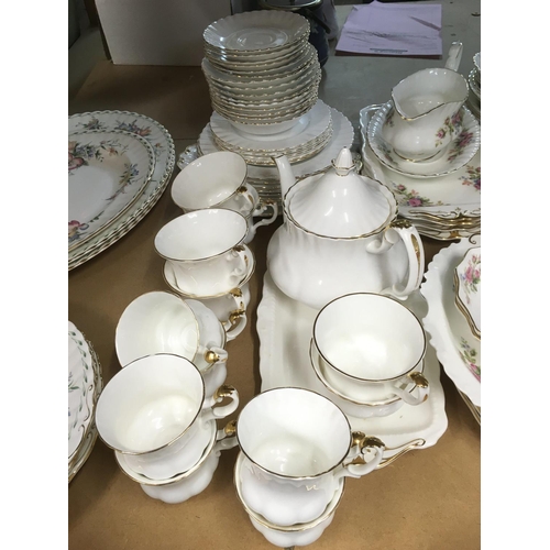 810 - A Royal Albert tea service in 'Val D'or' pattern, first and second quality.