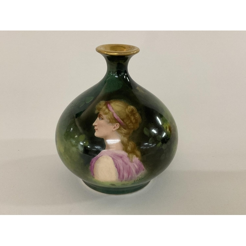 886 - A Royal Bonn vase by Schafer with a portrait of Esmeralda. (Good condition).