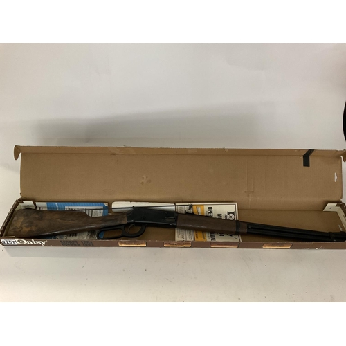 2287 - Daisy model 1894 40 shot lever action BB repeater in original box with paperwork, cleaning rod etc