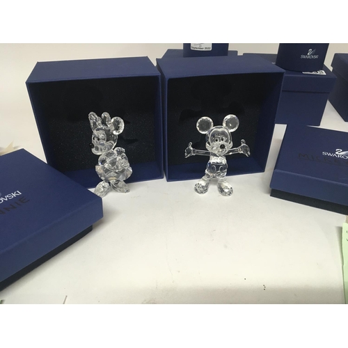 1035 - A Swarovski Crystal Disney Mickey Mouse and Mini Mouse in a fitted boxâs no damage (2)