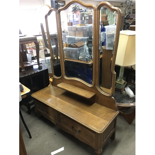 1286 - A Continental dressing table with bevelled edge mirrors, approx 130cm x 174cm x 45cm.