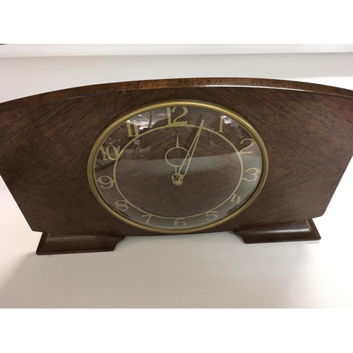 1292 - A 1930s Walnut Veneer Mantle Clock NO RESERVE