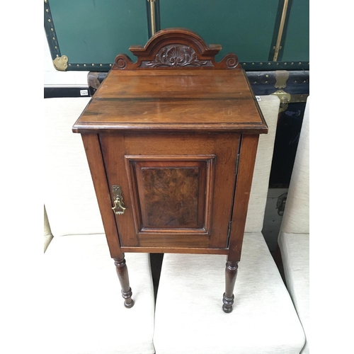 1309 - Edwardian bedside pot cabinet. 70 x 40 x 33cm.