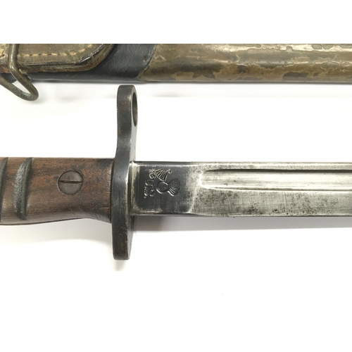 1604 - A WW1 American bayonet, the base of the blade stamped US Remington 1917.