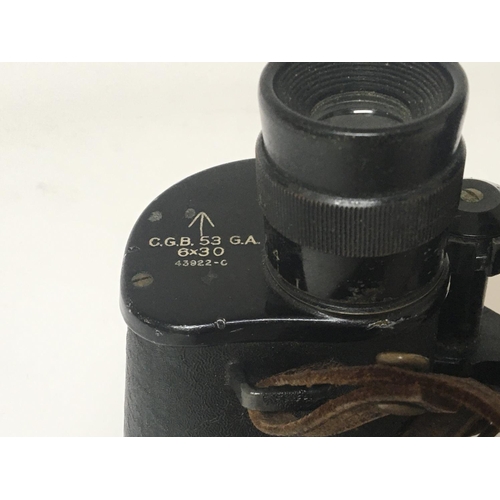 1609 - A pair of military binoculars with Canadian stamp and date 1944  lenses in good condition few knocks... 