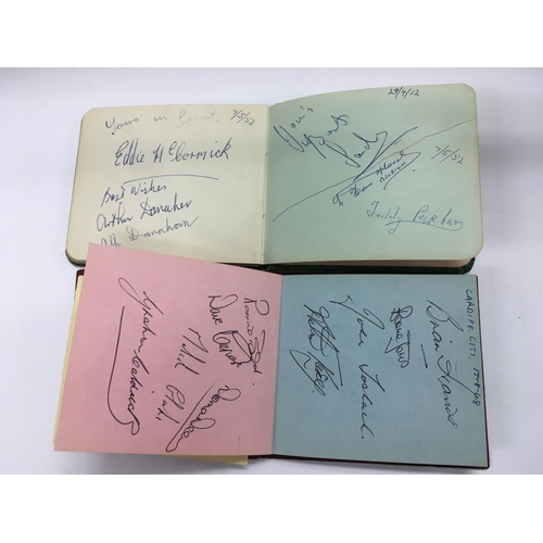 1752 - Two vintage autograph booklets comprising mainly sporting names from the 1950s and 60s.