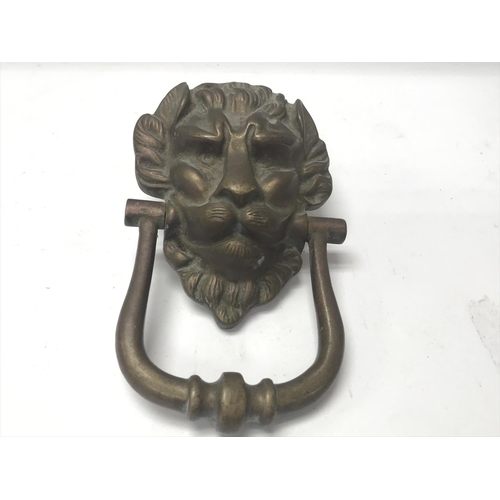 1989 - 19th century heavy brass lions head door knocker