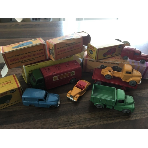 2083 - Dinky models including Singer Roadster, Commercial van, Austin Lorry, Royal Mail Van, tanker and tru... 