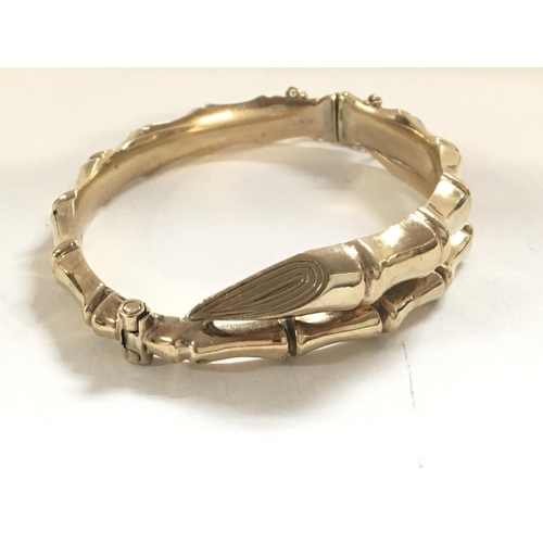 767 - A 9ct gold bracelet total weight 18.2g