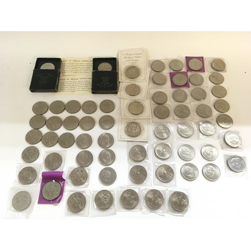 812 - A large collection of various coins including 4 x sealed Royal mint queen mothers 90th birthday - Ch... 