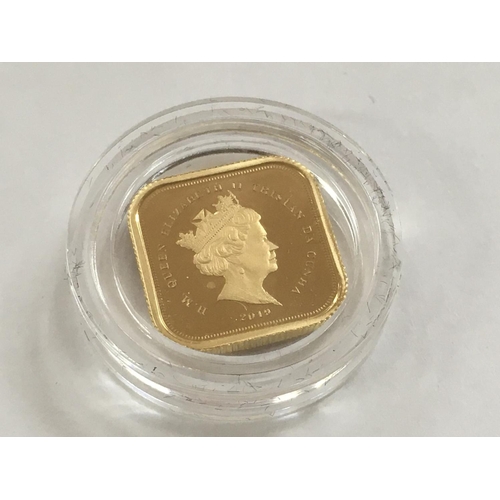 822 - A cased Queen Elizabeth II 22ct gold coin 2 grams