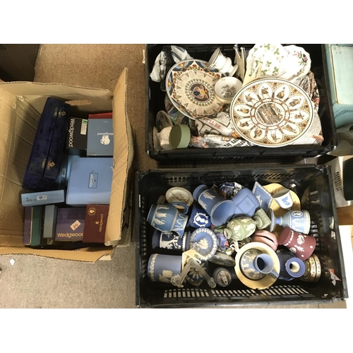 826 - Three boxes of mainly Wedgwood items comprising Jasperware examples.