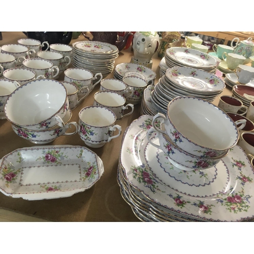 986 - A large Royal Albert tea set of geometric pattern including meat plates, saucers, soup bowls, cups a... 