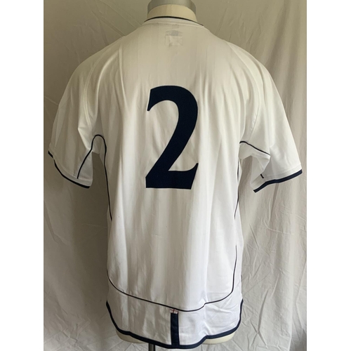 1004 - England 2001 Match Issued Football Shirt: White short sleeve XL with number 2 to front and back. Iss... 