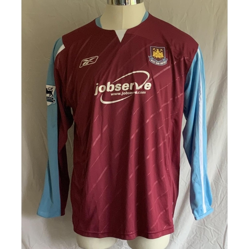 1011 - Gabbidon West Ham 2005 - 2006 Match Worn Football Shirt: Long sleeve home shirt from the season the ... 