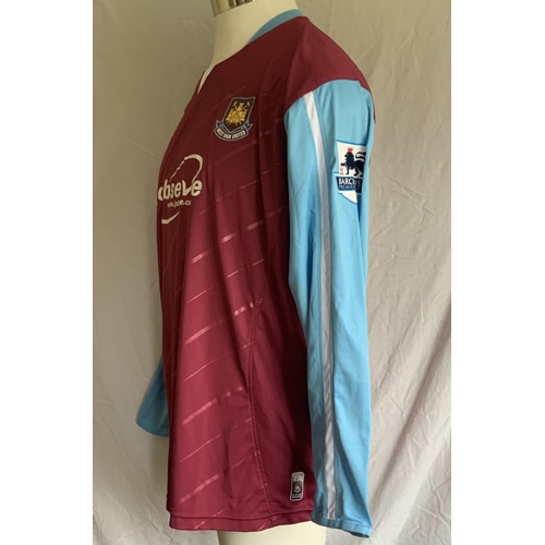 1011 - Gabbidon West Ham 2005 - 2006 Match Worn Football Shirt: Long sleeve home shirt from the season the ... 