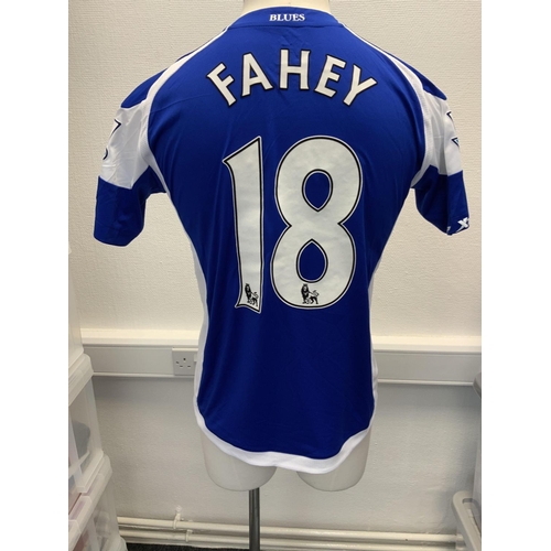 1033 - Birmingham City  2010 - 2011 Match Worn Football Shirt: Home short sleeve number 18 with Premier Lea... 