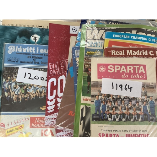 105 - European Final + Semi Final Football Programmes: Wide selection from various European competitions i... 