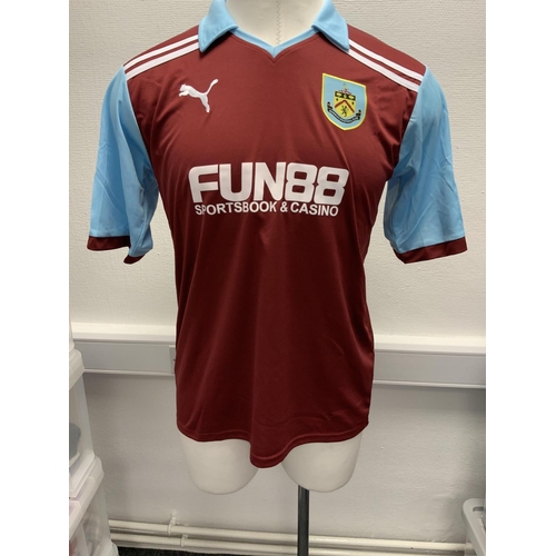 1051 - Burnley 2011 - 2012 Match Worn Football Shirt: Home short sleeve number 23 with Football League badg... 