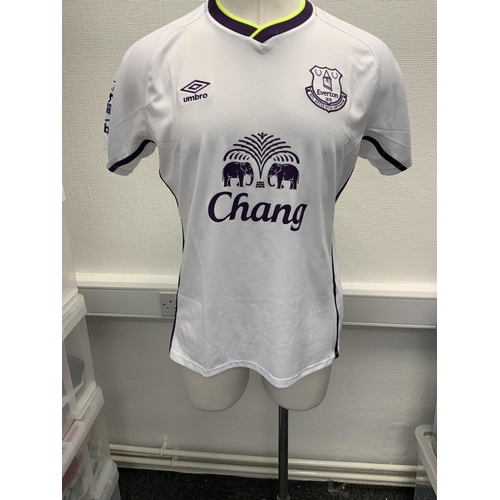 1069 - Everton 2014 - 2015 Match Issued Football Shirt: 3rd kit short sleeve number 30 with Premier League ... 