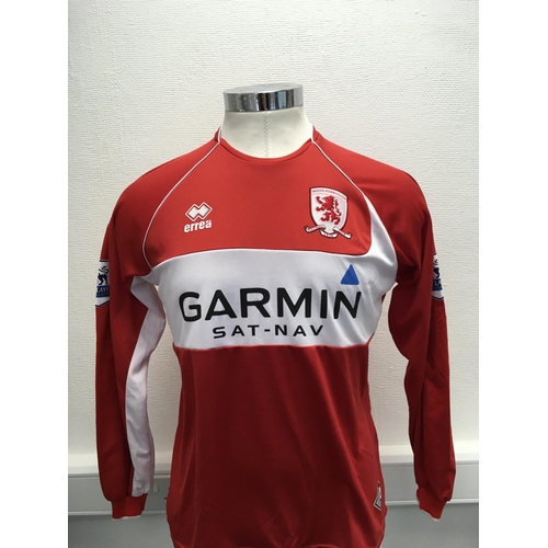 1093 - Middlesbrough 2008 - 2009 Match Worn Football Shirt: Home long sleeve number 10 with Premier League ... 