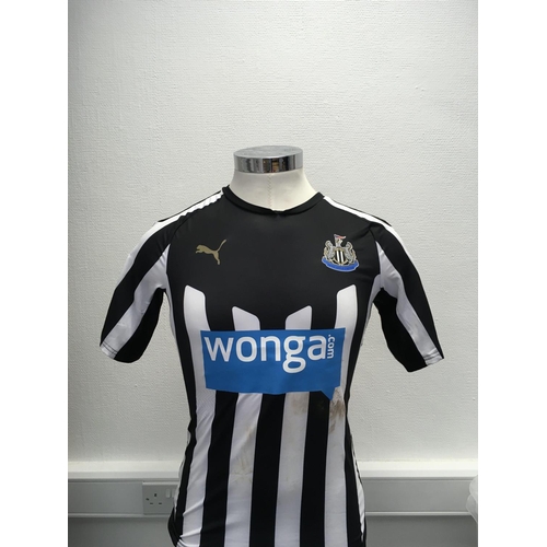 1117 - Newcastle United 2014 - 2015 Match Worn Football Shirt: Home short sleeve number 27 with Premier Lea... 