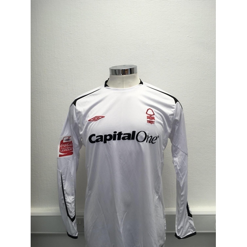 1121 - Nottingham Forest 2004-2006 Match Worn Goalkeeper Football Shirt: Home long sleeve number 1 with Coc... 