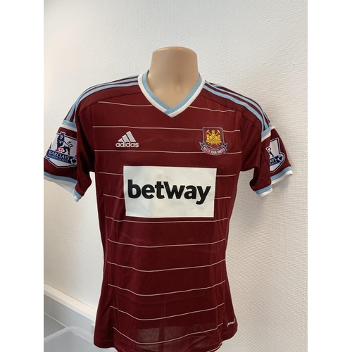 1158 - West Ham 2014 - 2015 Match Worn Football Shirt: Home short sleeve number 31 with Premier League badg... 