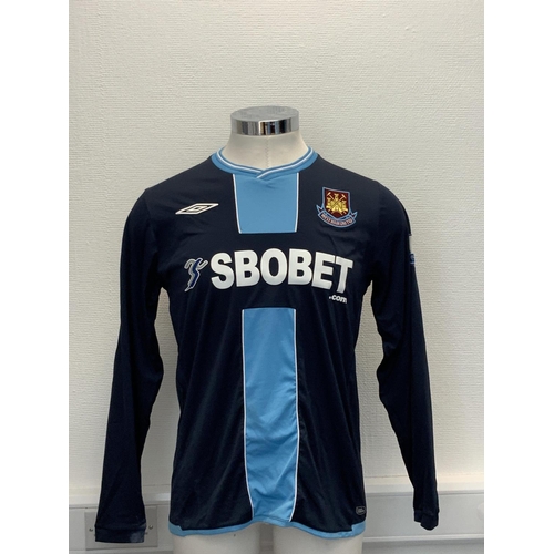 1162 - West Ham 2009 - 2010 Match Worn Football Shirt: Away long sleeve number 32 with Premier League badgi... 