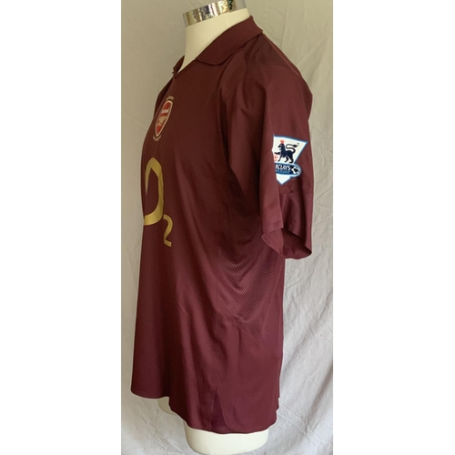 1180A - Hleb Arsenal 2005 - 2006 Redcurrant Match Worn Football Shirt: Worn in the last season at Highbury. ... 