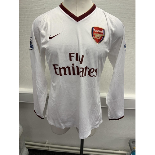 1204 - Arsenal 2007 - 2008 Match Worn Football Shirt: 3rd kit long sleeve number 20 with Premier League bad... 