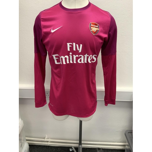 1214 - Arsenal 2012 - 2013 Match Worn Goalkeeper Football Shirt: Away long sleeve number 1 with Premier Lea... 