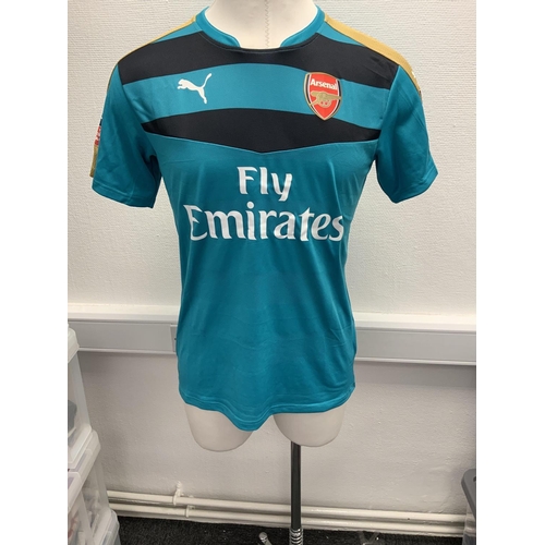 1216 - Arsenal 2015 - 2016 Match Issued Goalkeeper Football Shirt: Away short sleeve number 16 with Emirate... 