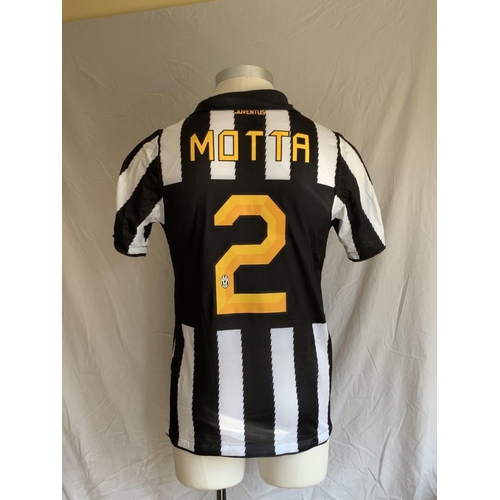 1319 - Juventus 2010 - 2011 Match Worn Football Shirt: Home short sleeve number 2 with Europa League badgin... 