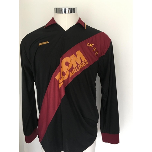 1354 - Motherwell 2005 Match Worn Football Shirt: Away long sleeve number 11 with no badging to arms. Worn ... 