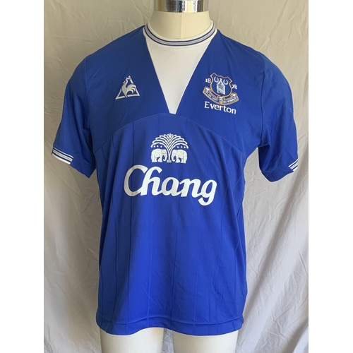 1368 - 2009 - 2010 Everton Match Worn Football Shirt: Blue Le Coq short sleeve shirt with Premier League ba... 