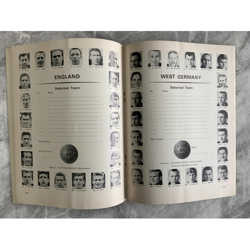 240 - 1966 World Cup Final Football Programme: Rare to see this original England v West Germany programme ... 