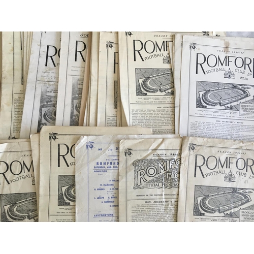 299 - 1940s Romford Home Football Programmes: Nice selection in various conditions including some single s... 