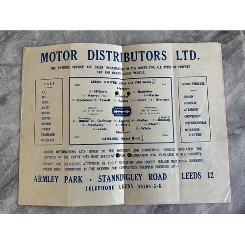 514 - 46/47 Leeds United v Chelsea Football Programme: Team changes folding and punch holes.