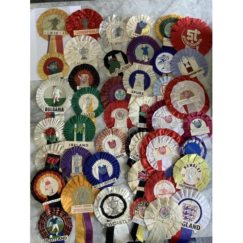 521 - Football Rosette Collection: Nearly all the teams that were in the 1966 World Cup plus Gordon Banks,... 