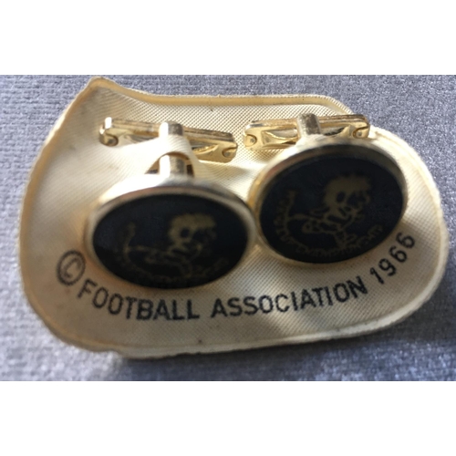 63 - 1966 Football World Cup Cuff Links: Pair of cuff links which feature World Cup Willie. Incredibly, t... 