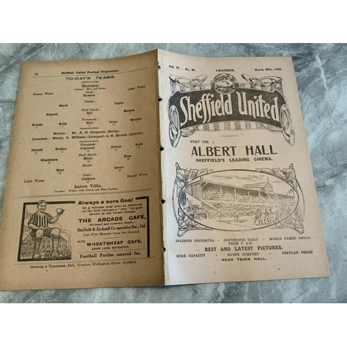 736 - 1924 FA Cup Semi Final Football Programme: Burnley v Aston Villa played at Sheffield United. Ex boun... 