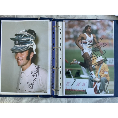 807 - England Signed Football Photo Collection: 36 mainly 12 x 8 or 10 x 8 colour photos hand signed by Sh... 