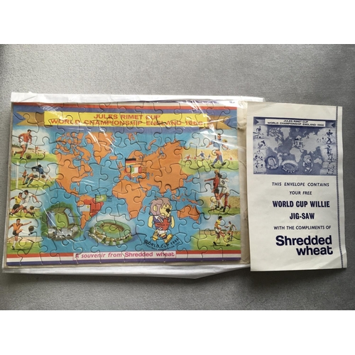 85 - 1966 World Cup Shredded Wheat Jigsaw Puzzle: Measuring nearly 9 x 6 inches and made up so definitely... 