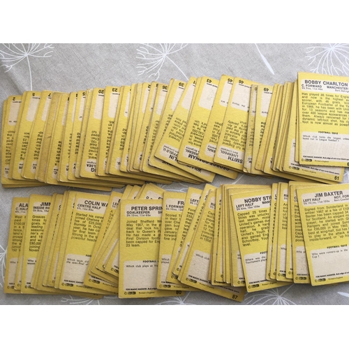 884 - A+BC Yellow Back Football Cards: Complete set of all 101 cards in good condition, including both che... 