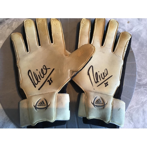 947 - Pepe Reina Signed Match Worn Liverpool Gloves: Adidas goalkeepers gloves both signed clearly Reina 2... 